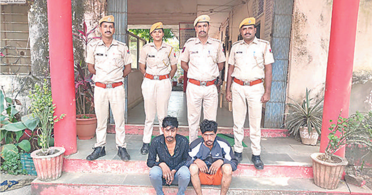 Police seizes brown sugar worth Rs 1 Cr in Pratapgarh, arrests 2